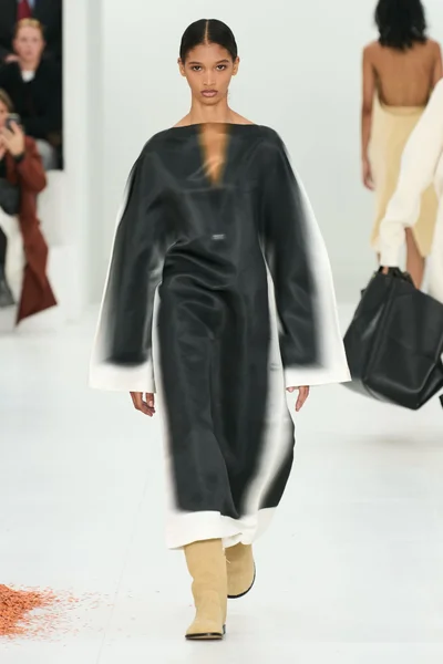 Look 50